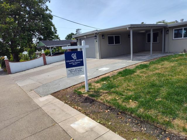 14 Joan Dr, American Canyon, CA 94503