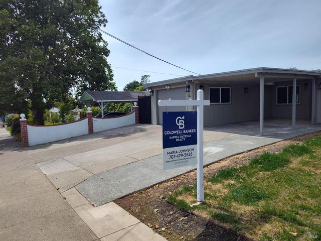 14 Joan Dr, American Canyon, CA 94503