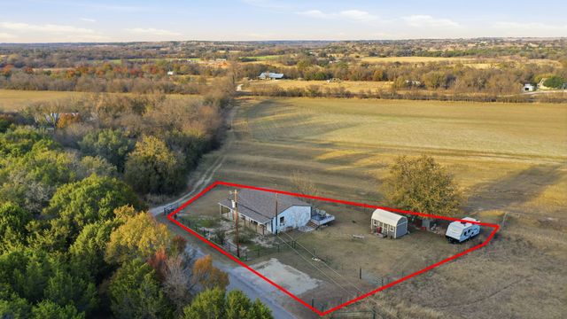 1085 County Road 172, Bluff Dale, TX 76433
