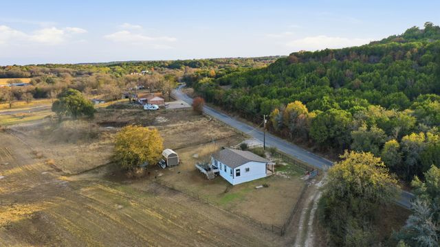 1085 County Road 172, Bluff Dale, TX 76433
