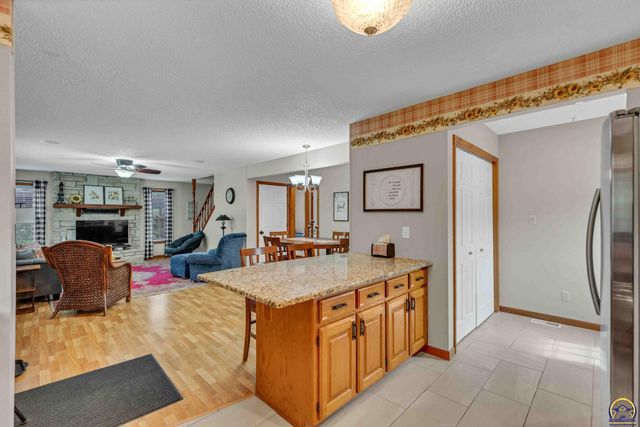 8737 SW 85th St, Auburn, KS 66402