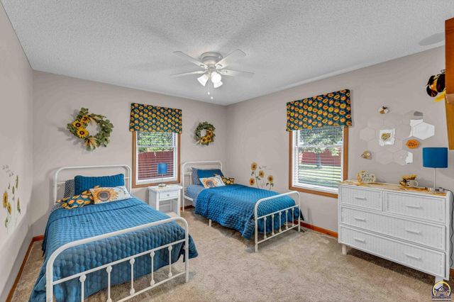 8737 SW 85th St, Auburn, KS 66402