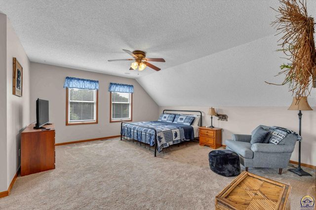 8737 SW 85th St, Auburn, KS 66402