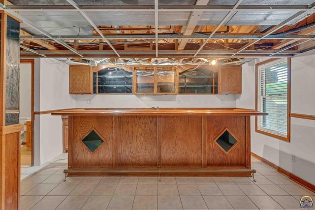 8737 SW 85th St, Auburn, KS 66402