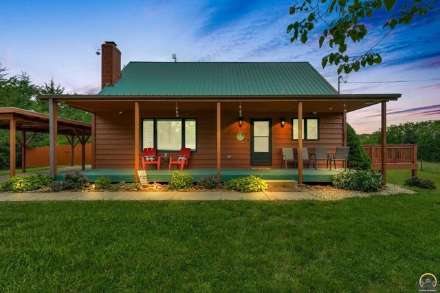 8737 SW 85th St, Auburn, KS 66402