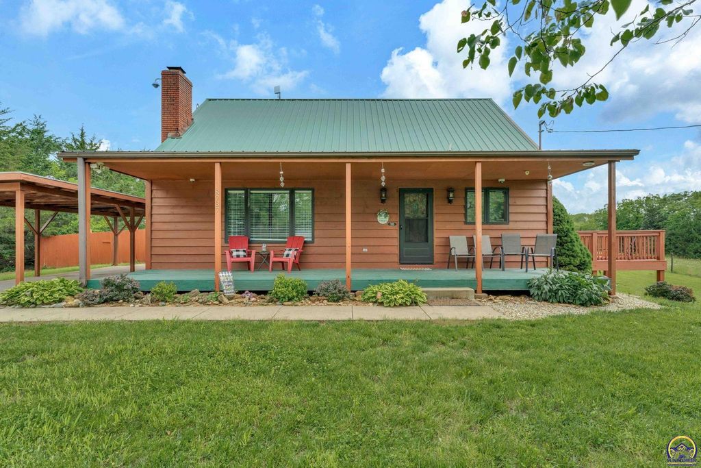 8737 SW 85th St, Auburn, KS 66402