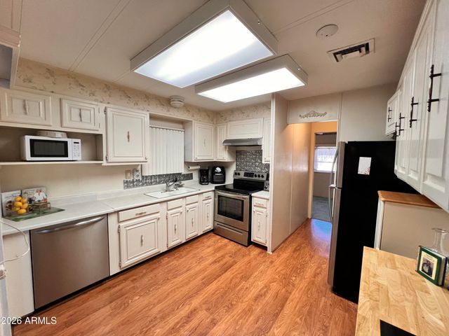 7212 E Abilene Avenue, Mesa, AZ 85208