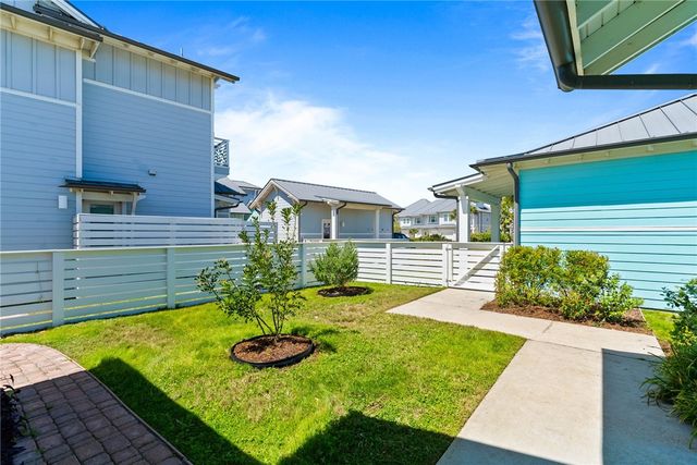 276 Reserve Lane, Rockport, TX 78382