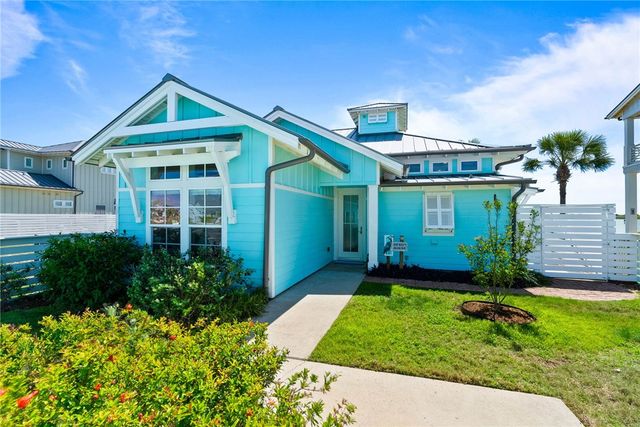 276 Reserve Lane, Rockport, TX 78382