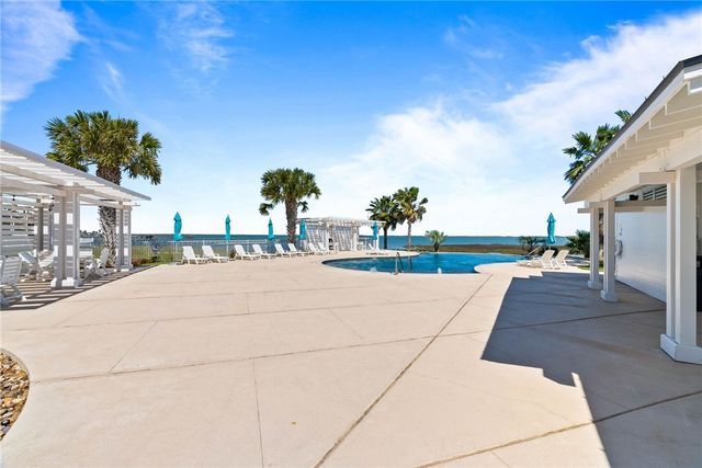 276 Reserve Lane, Rockport, TX 78382