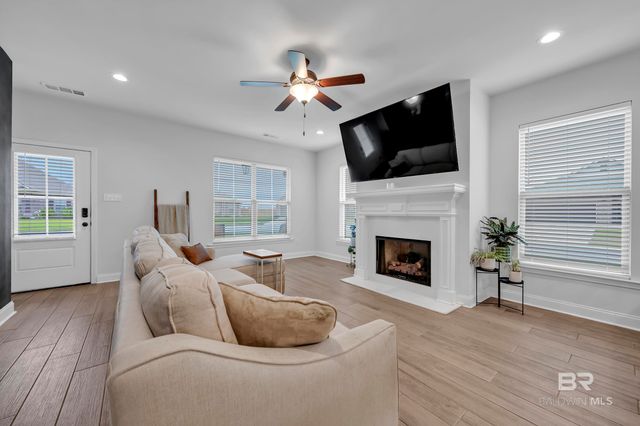 815 Connolly Avenue, Foley, AL 36535