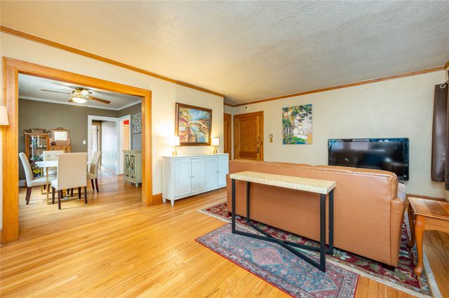 3936 University Avenue 3, Des Moines, IA 50311