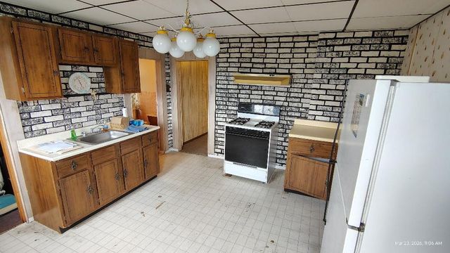 3215 Juliet St, Oakland, PA 15213