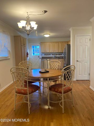 105 Suburban Drive, Toms River, NJ 08753