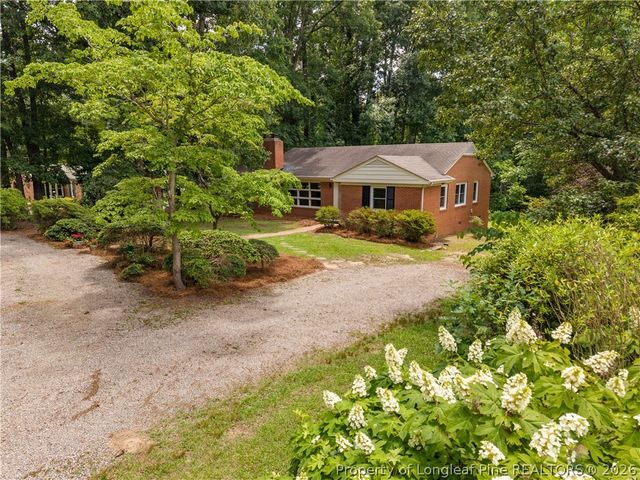 2413 Carbonton Road, Sanford, NC 27330