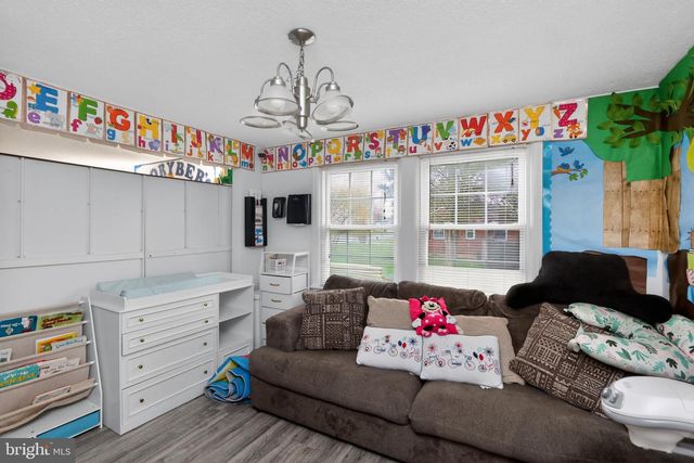 3501 GROVETON ST, Alexandria, VA 22306