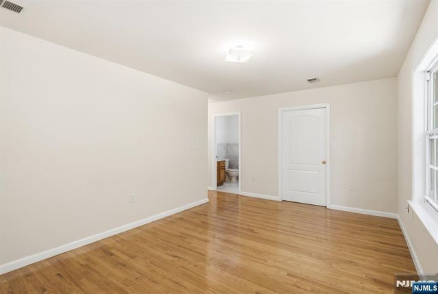 17 Chester Avenue, Newark, NJ 07104