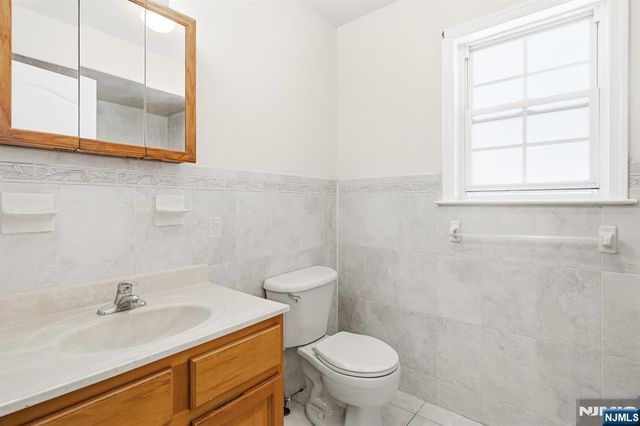 17 Chester Avenue, Newark, NJ 07104
