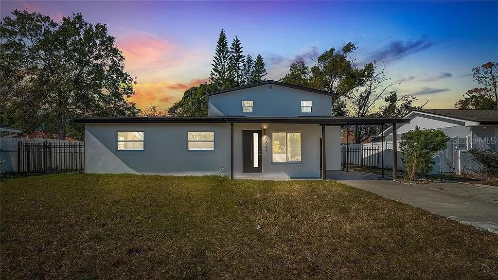 8641 MAY CIRCLE, Tampa, FL 33614