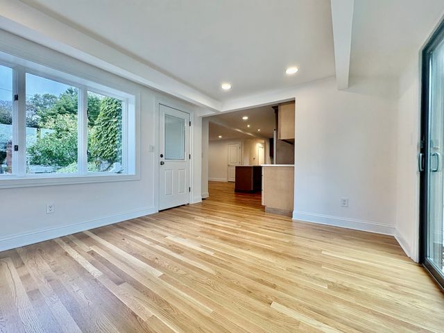 5 Wennerberg Road, Middleton, MA 01949