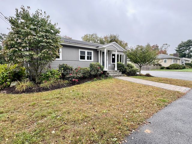 5 Wennerberg Road, Middleton, MA 01949