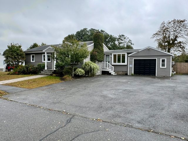5 Wennerberg Road, Middleton, MA 01949