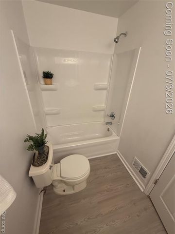 7197 Essex Drive, Ypsilanti, MI 48197