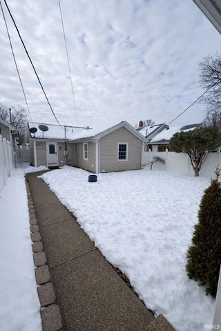 3213 Forest Avenue, Evansville, IN 47712