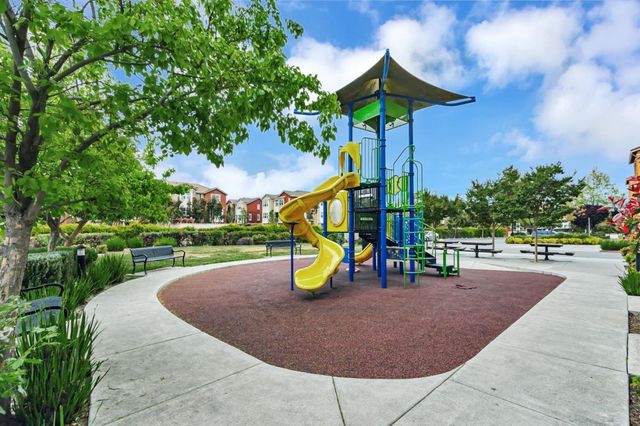 2077 Lee Way, Milpitas, CA 95035