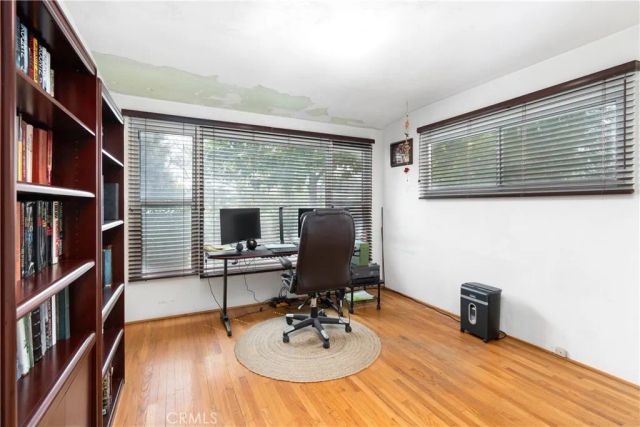 1965 Prince Albert, Riverside, CA 92507