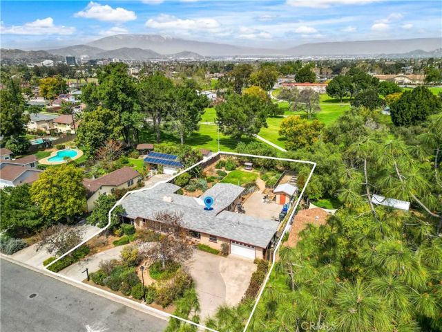 1965 Prince Albert, Riverside, CA 92507