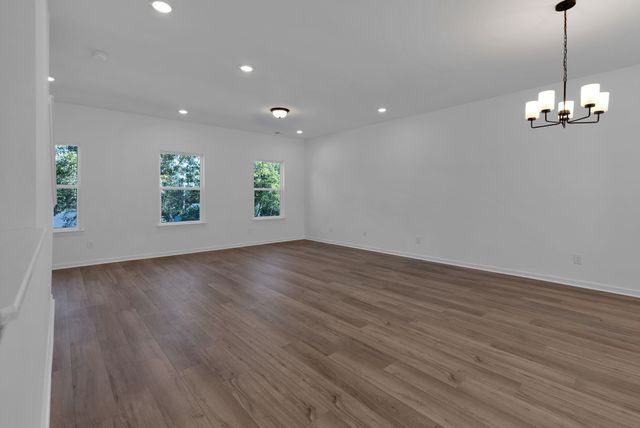 125 Rosebush Lane, Lebanon, TN 37087