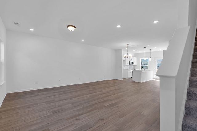 125 Rosebush Lane, Lebanon, TN 37087