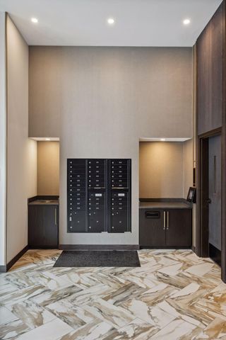 253 Lake Street E 309, Wayzata, MN 55391