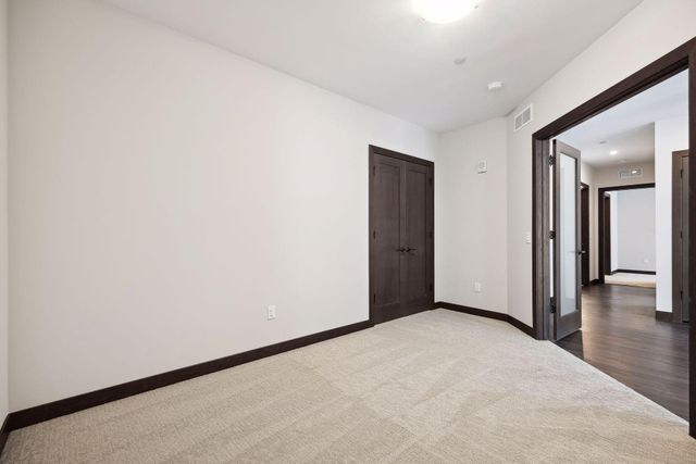 253 Lake Street E 309, Wayzata, MN 55391