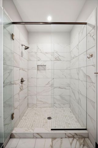 253 Lake Street E 309, Wayzata, MN 55391