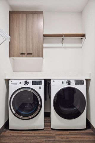 253 Lake Street E 309, Wayzata, MN 55391