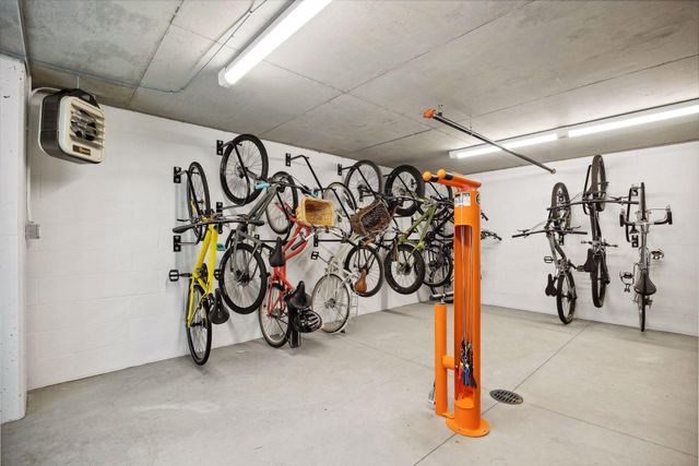 253 Lake Street E 309, Wayzata, MN 55391