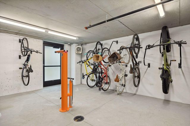 253 Lake Street E 309, Wayzata, MN 55391