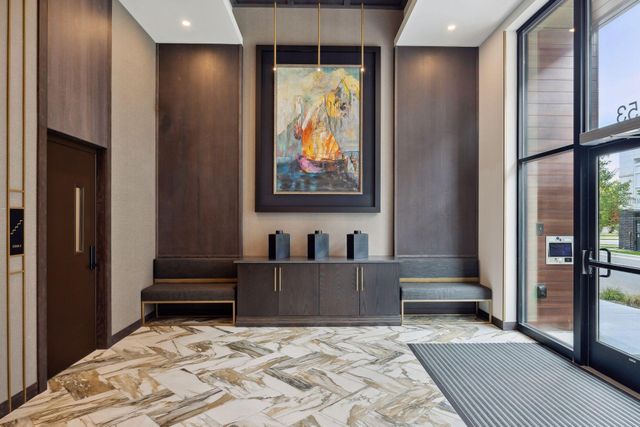 253 Lake Street E 309, Wayzata, MN 55391