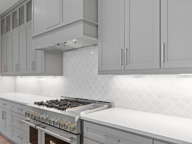 226 Hydrangea Drive, Smithville, TX 78957