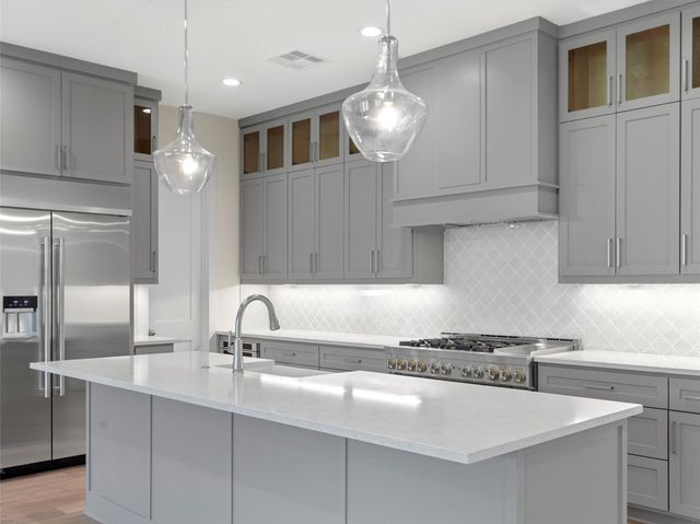 226 Hydrangea Drive, Smithville, TX 78957