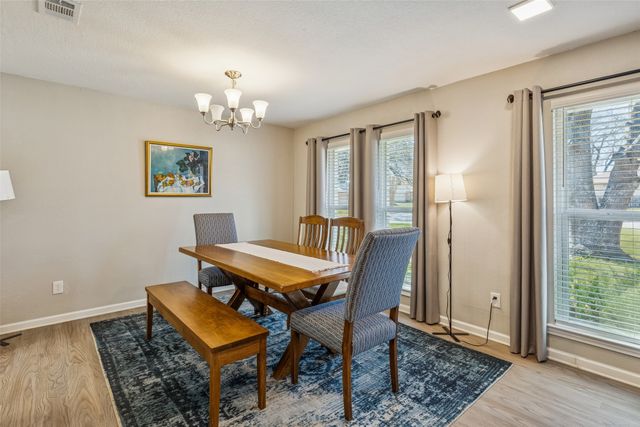 605 Meadow Heath Circle, Dallas, TX 75232