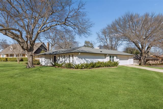 605 Meadow Heath Circle, Dallas, TX 75232