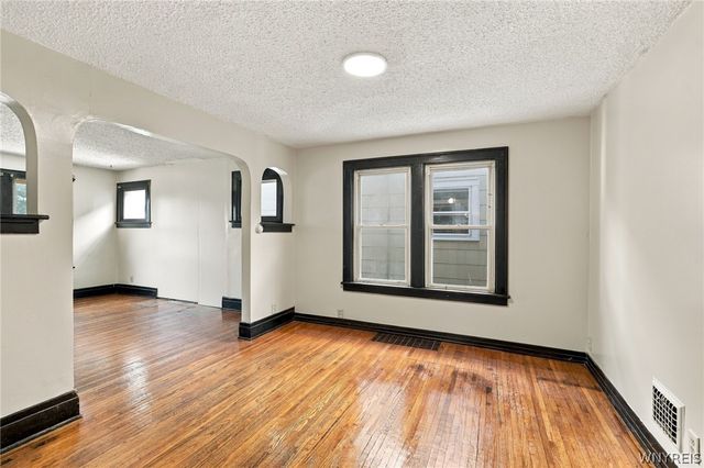 283 Newfield Street, Buffalo, NY 14207