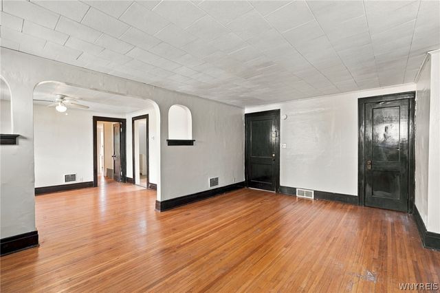 283 Newfield Street, Buffalo, NY 14207