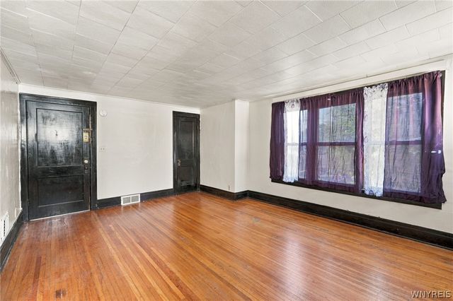 283 Newfield Street, Buffalo, NY 14207