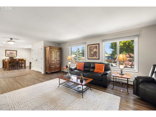 13650 Ne HASSALO St, Portland, OR 97230
