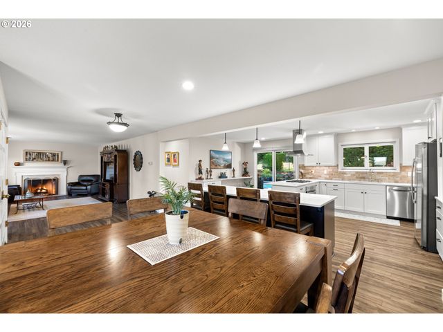 13650 Ne HASSALO St, Portland, OR 97230
