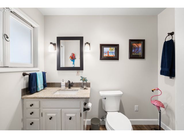 13650 Ne HASSALO St, Portland, OR 97230